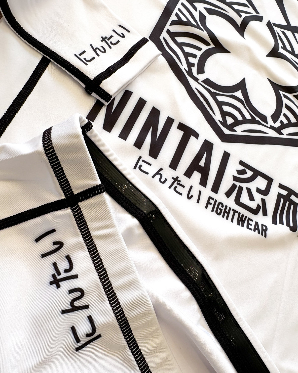 YUKI 雪 LONG SLEEVE RASH GUARD